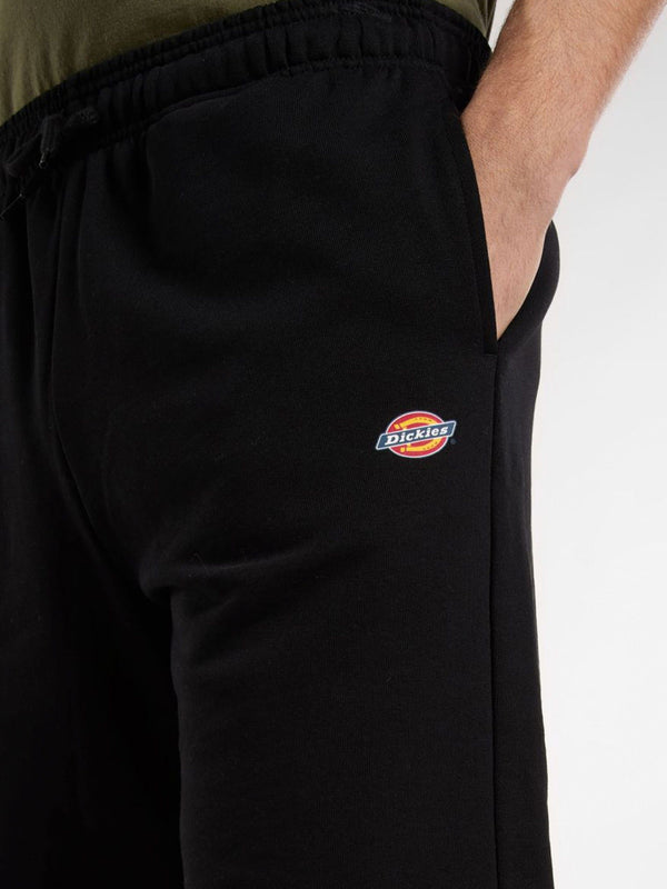 Mapleton Short Black