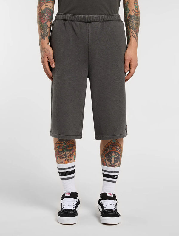 Streetsboro 13 Inch Sweat Black