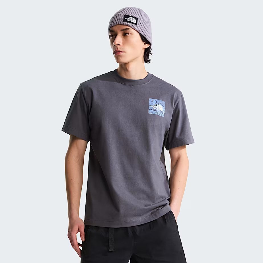 M Mountain Escape Relaxed Short Sleeve T Anthracite Grey