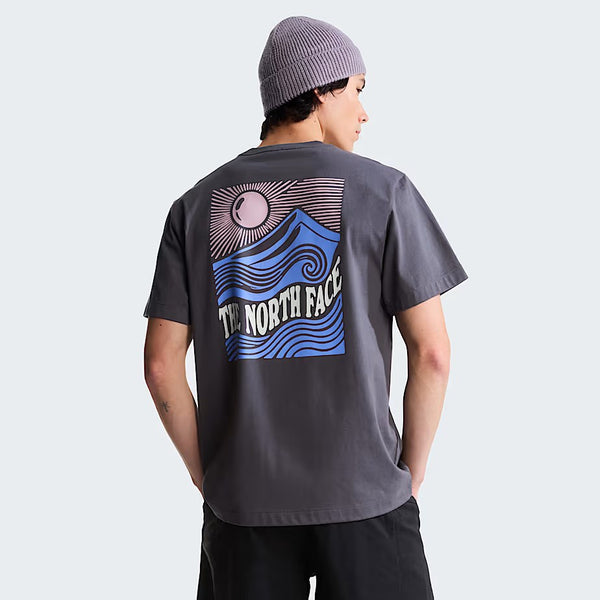 M Mountain Escape Relaxed Short Sleeve T Anthracite Grey